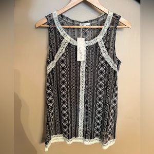Mustered lace tank top